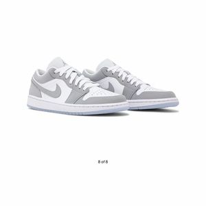 Woman’s- Air Jordan 1 Low white/wolf gray